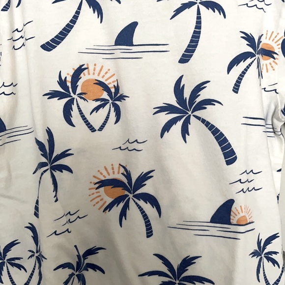 H&M palm tree print tee - Picture 2 of 4